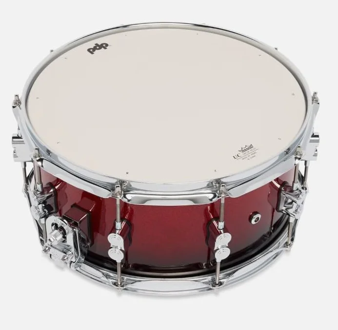 Pacific Drums Concept Maple Snare Drum, caja de arce, 14" x 6,5", Red to Black Fade Lacquer