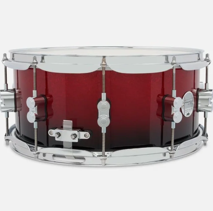 Pacific Drums Concept Maple Snare Drum, caja de arce, 14" x 6,5", Red to Black Fade Lacquer