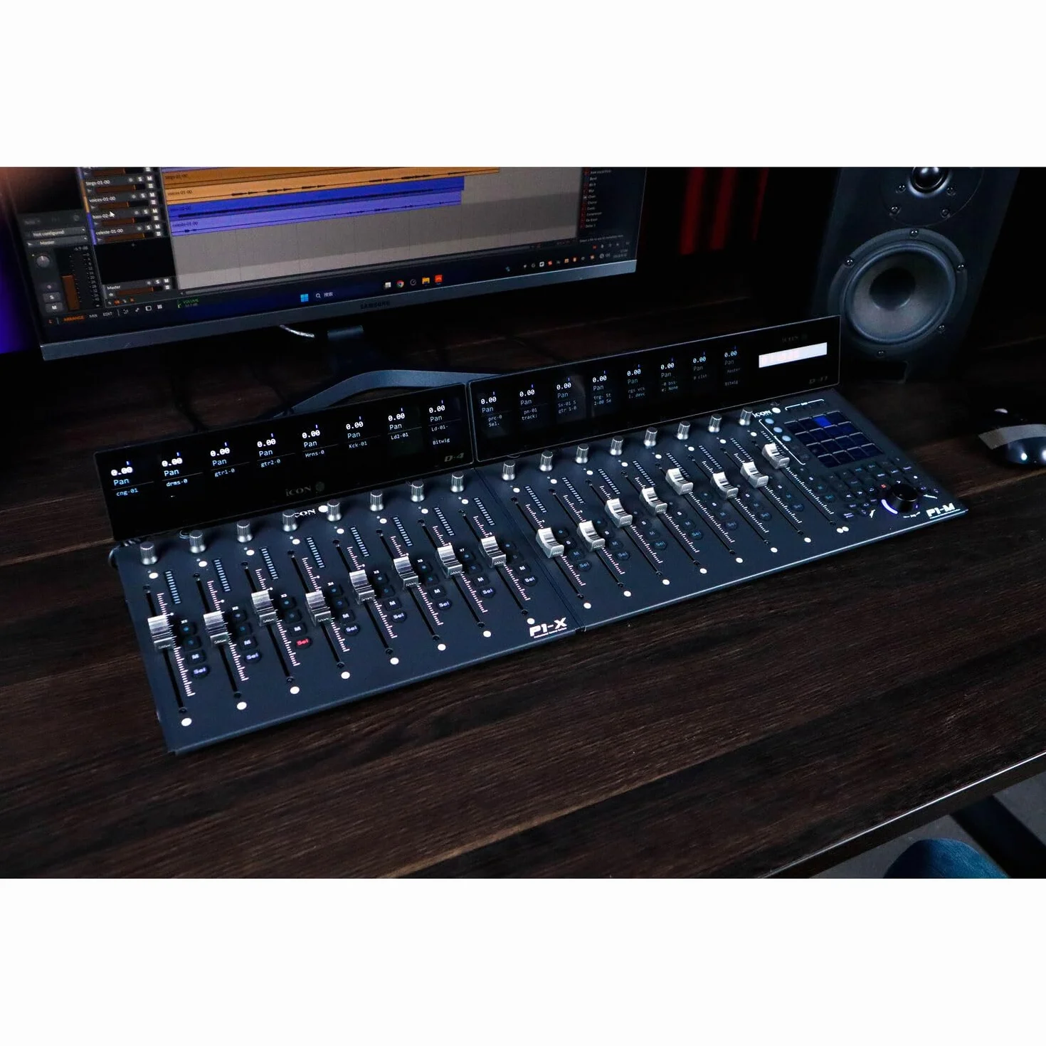 iCon Pro Audio P1-M/D4-T USB MIDI DAW Controller Display Bundle