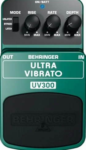 Behringer ULTRA VIBRATO UV300 Pedal de efectos de vibrato clásico