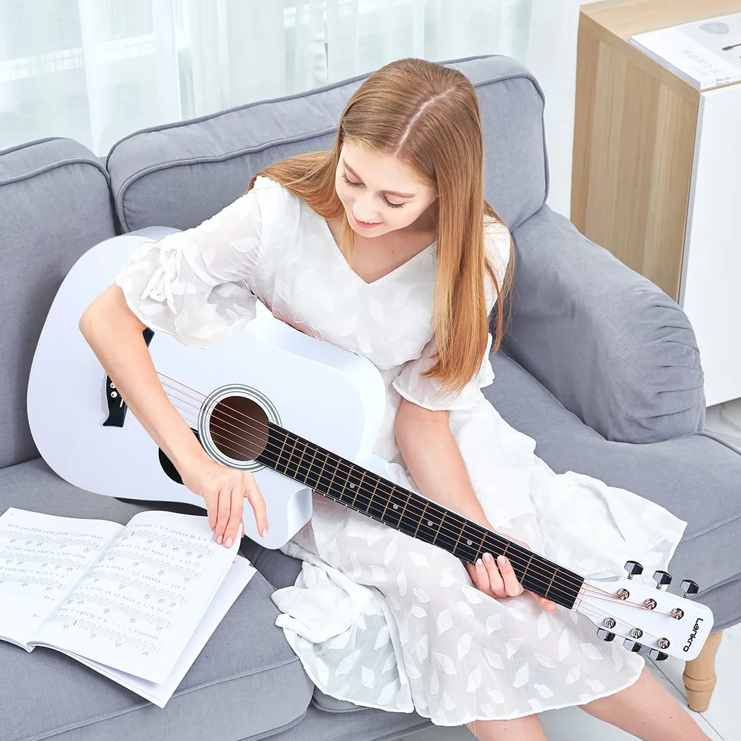 Guitarra acústica de 38 pulgadas para principiantes, guitarra occidental, color blanco, tilo cutaway, escoger capo, paño de limpieza