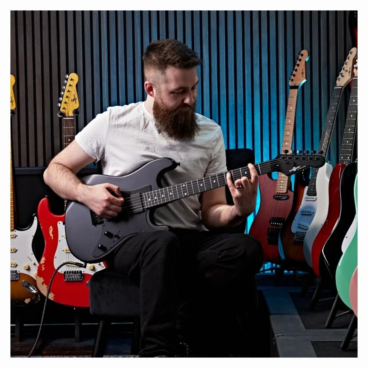 Gear4music LA Select Guitarra Eléctrica con Accesorios, Blackout
