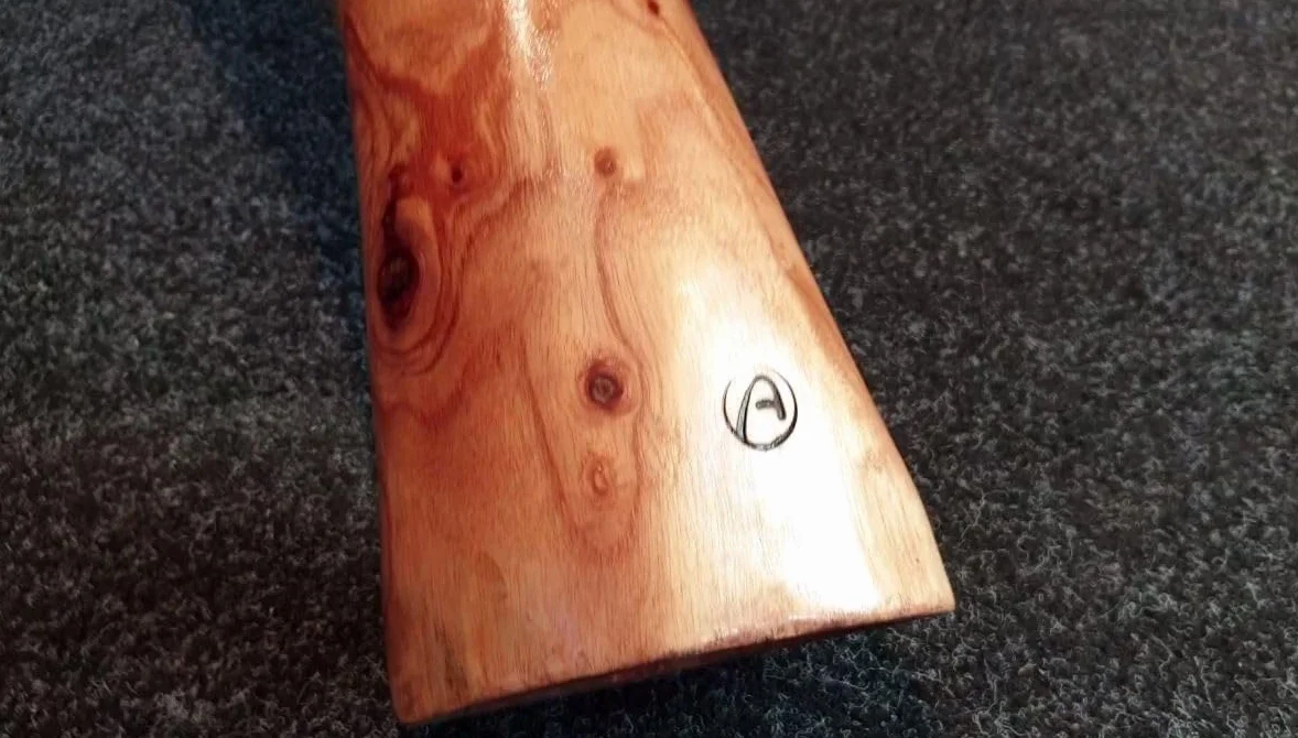 DIDGERIDOO: Mogano PRO 147cm incluyendo bolsa didgeridoo de nylon