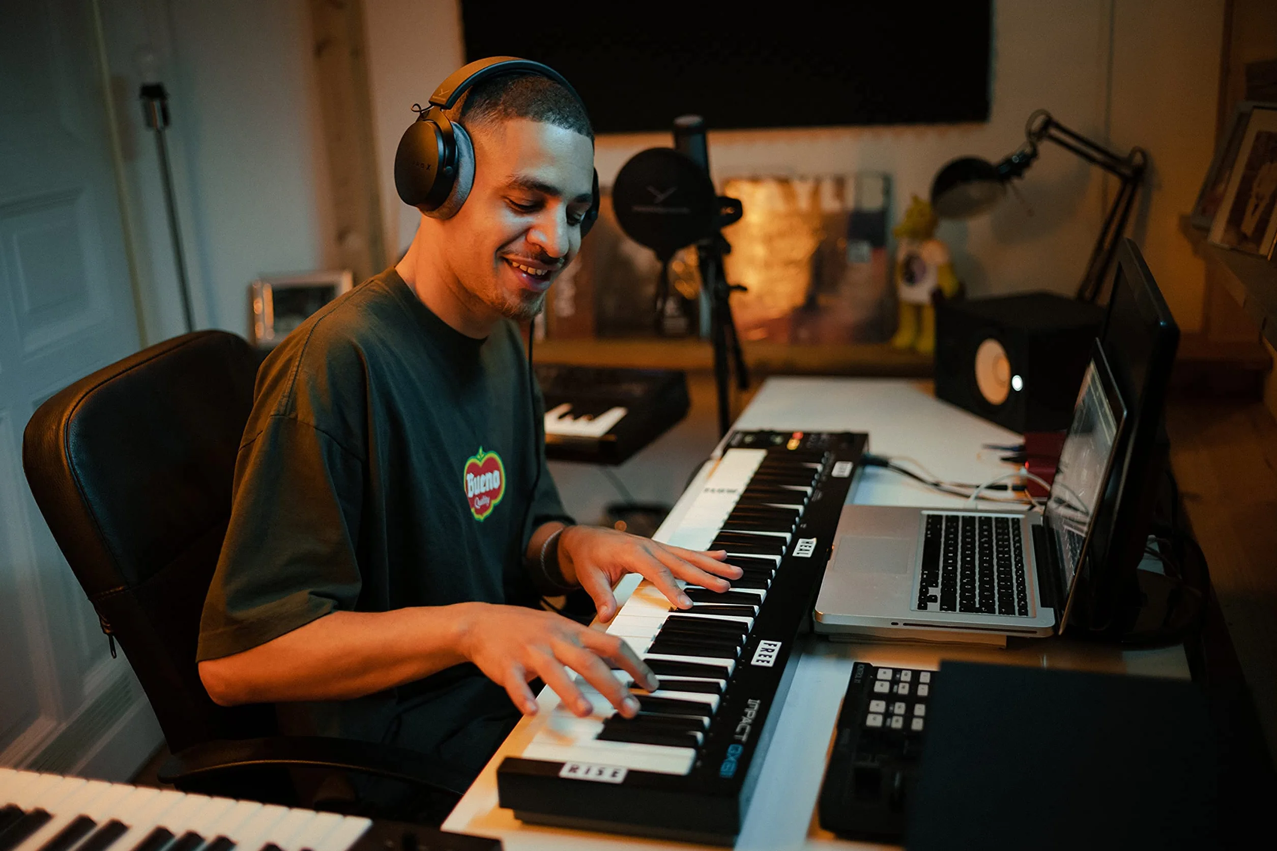 beyerdynamic DT 700 Pro X Auriculares de Estudio con Controladores Stellar.45 para grabación, monitoreo y Mezcla en Todos los Dispositivos de reproducción (Cerrados)