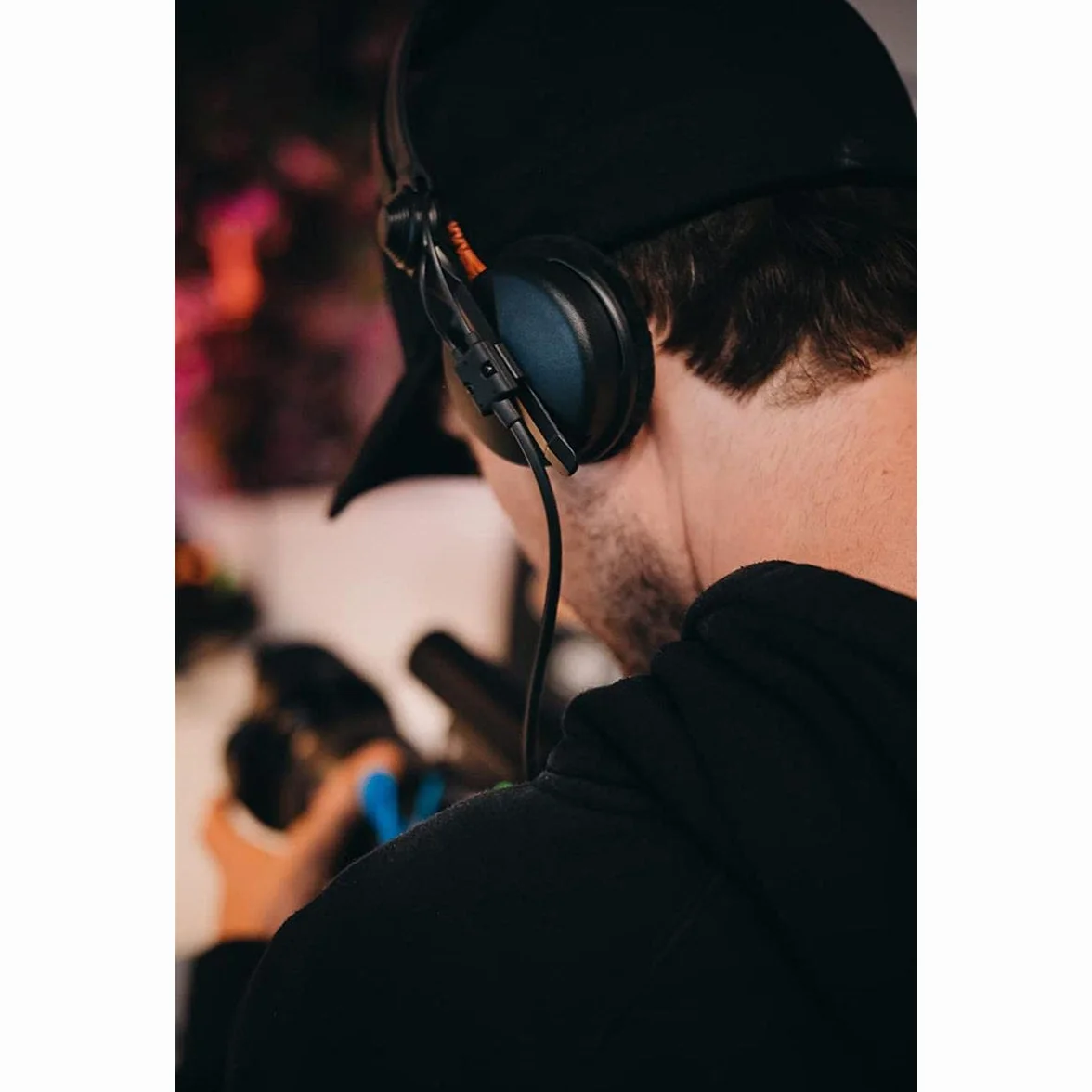 Sennheiser, Special Edition Auriculares Cerrados para DJ y Monitorización con Cápsula Giratoria para Escuchar con un Solo Oído Incluye Funda de Transporte y Almohadillas de Terciopelo, HD25 SE
