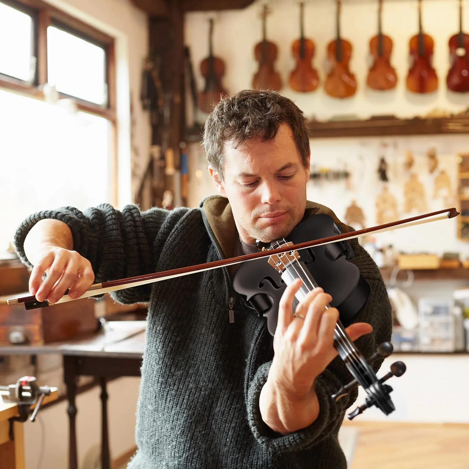 Vangoa 4/4 Violín Acústico Tamaño completo para Adultos Estudiantes Principiantes Violín de Concierto con Estuche Colofonia Afinador Cuerdas Arco, Negro