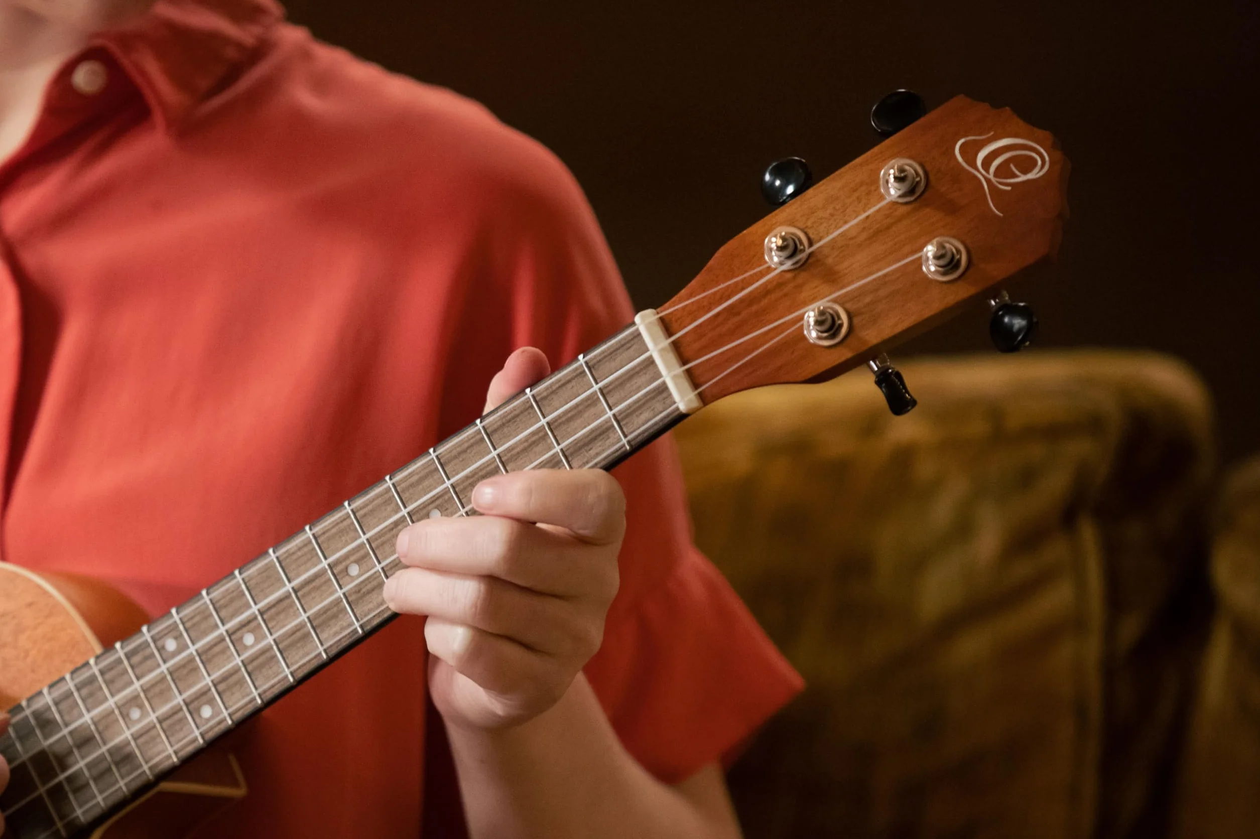 Ortega Guitars Ukelele Concierto electroacústico - Earth Series - Okoumé/ Caoba (RUDAWN-CE)