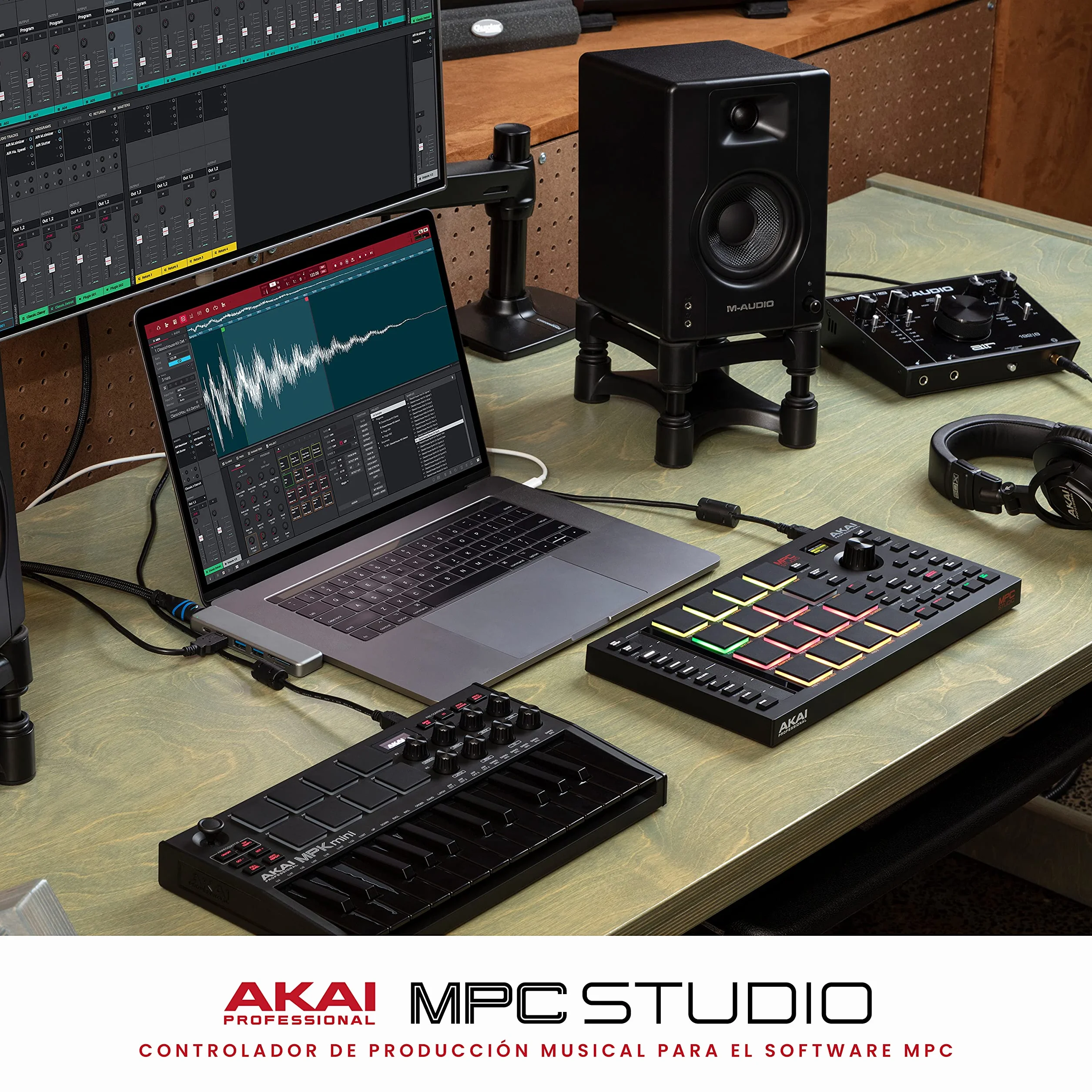 Akai Professional MPC Studio - Controlador MIDI Beat Maker con 16 pads RGB sensibles a la velocidad, software MPC, Touch Strip asignable y pantalla LCD