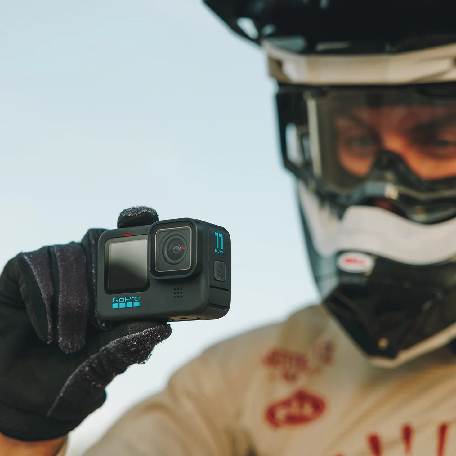 GoPro HERO11 Black Cámara de Acción a Prueba de Agua Ultra HD 5.3K60 27MP 1/1.9" Sensor Estabilización Reacondicionado