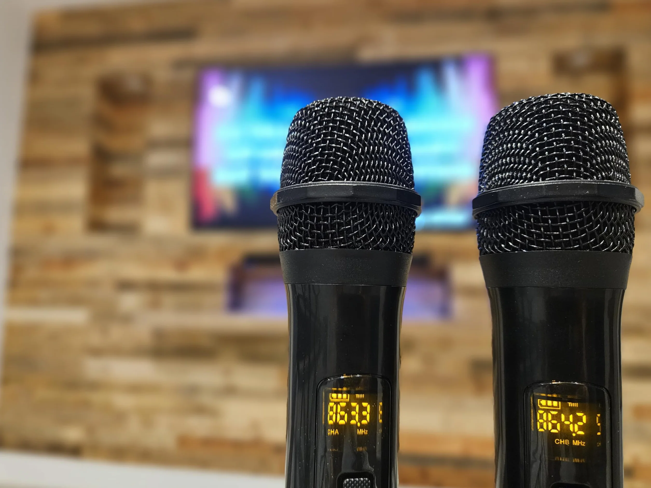 Máquina de Karaoke Vocal-Star, Altavoz de Barra de Sonido de 300 W, 2 micrófonos inalámbricos UHF, Efectos de luz, HDMI ARC, BT, AUX, óptico, Sistema de Entretenimiento Todo en uno