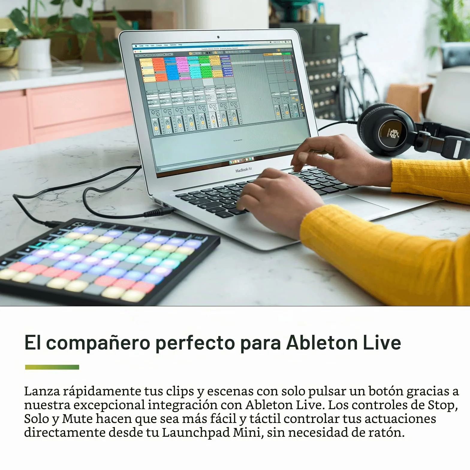 Novation Launchpad Mini [MK3] — Panel portátil MIDI con 64 almohadillas, panel controlador con USB para actuaciones de Ableton Live y Logic Pro