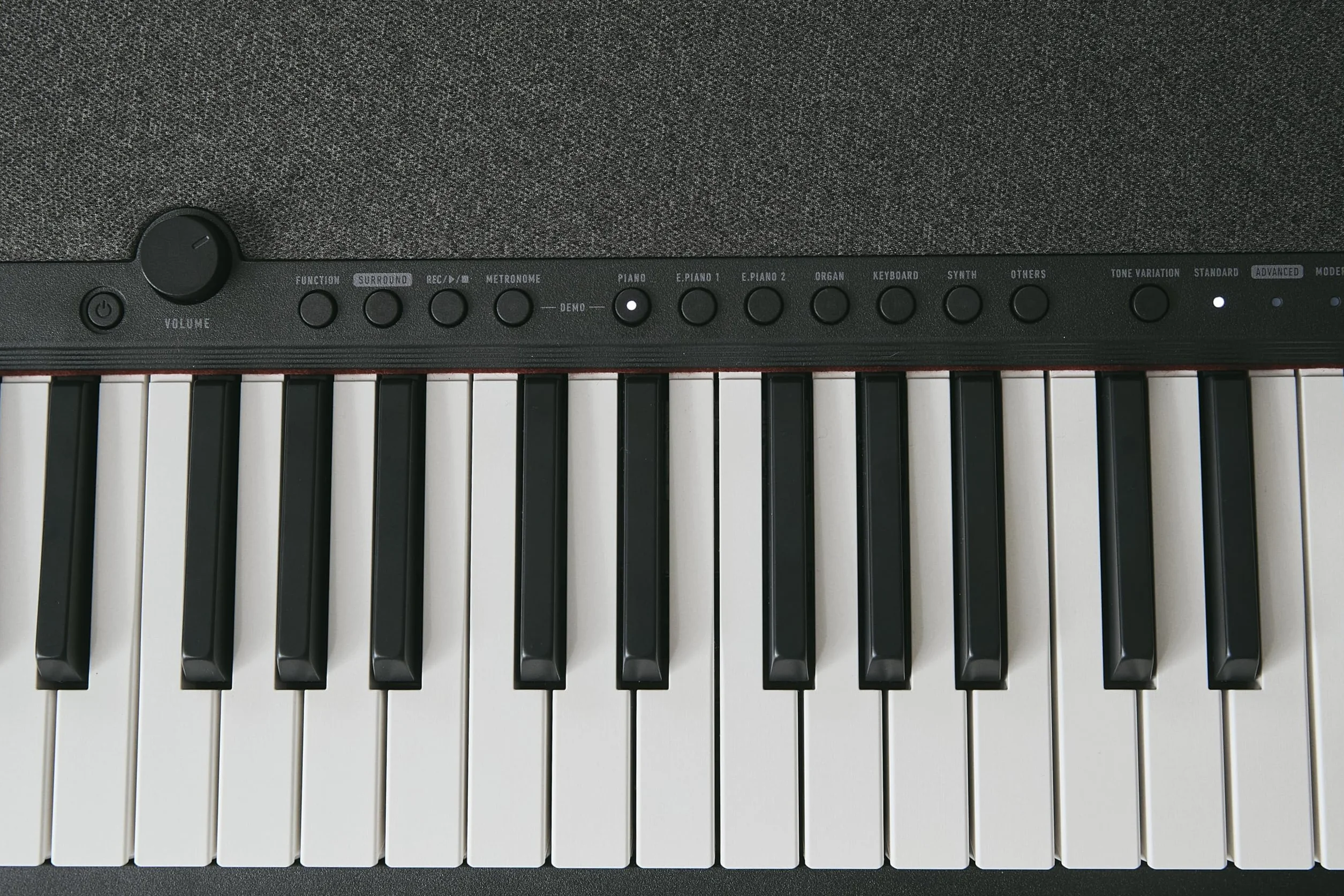 Casio CT-S1-76BK - Teclado de piano con 76 teclas sensibles a la velocidad y 61 tonos en negro