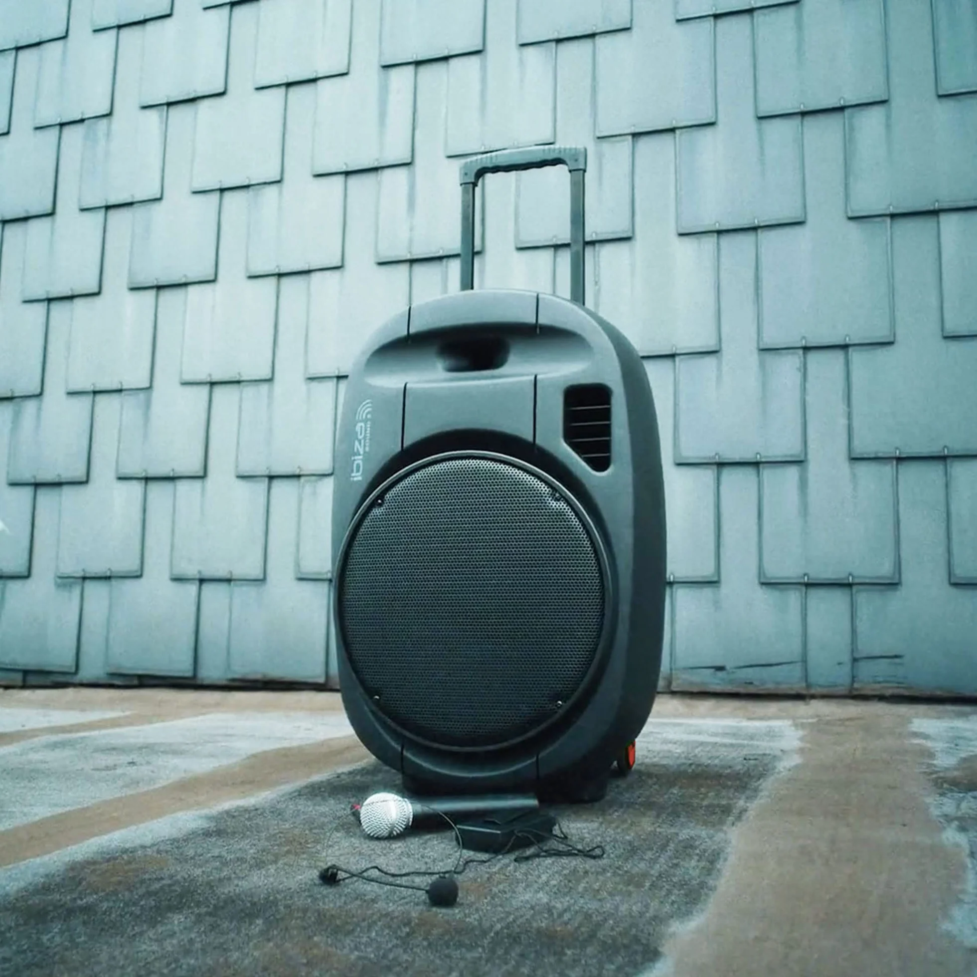 Ibiza - PORT15UHF-MKII-TWS - Altavoz portátil 15"/800W MAX con 2 micrófonos (UHF), Mando a Distancia y Funda Protectora - Bluetooth, USB, SD & TWS - 6 a 8h de autonomía