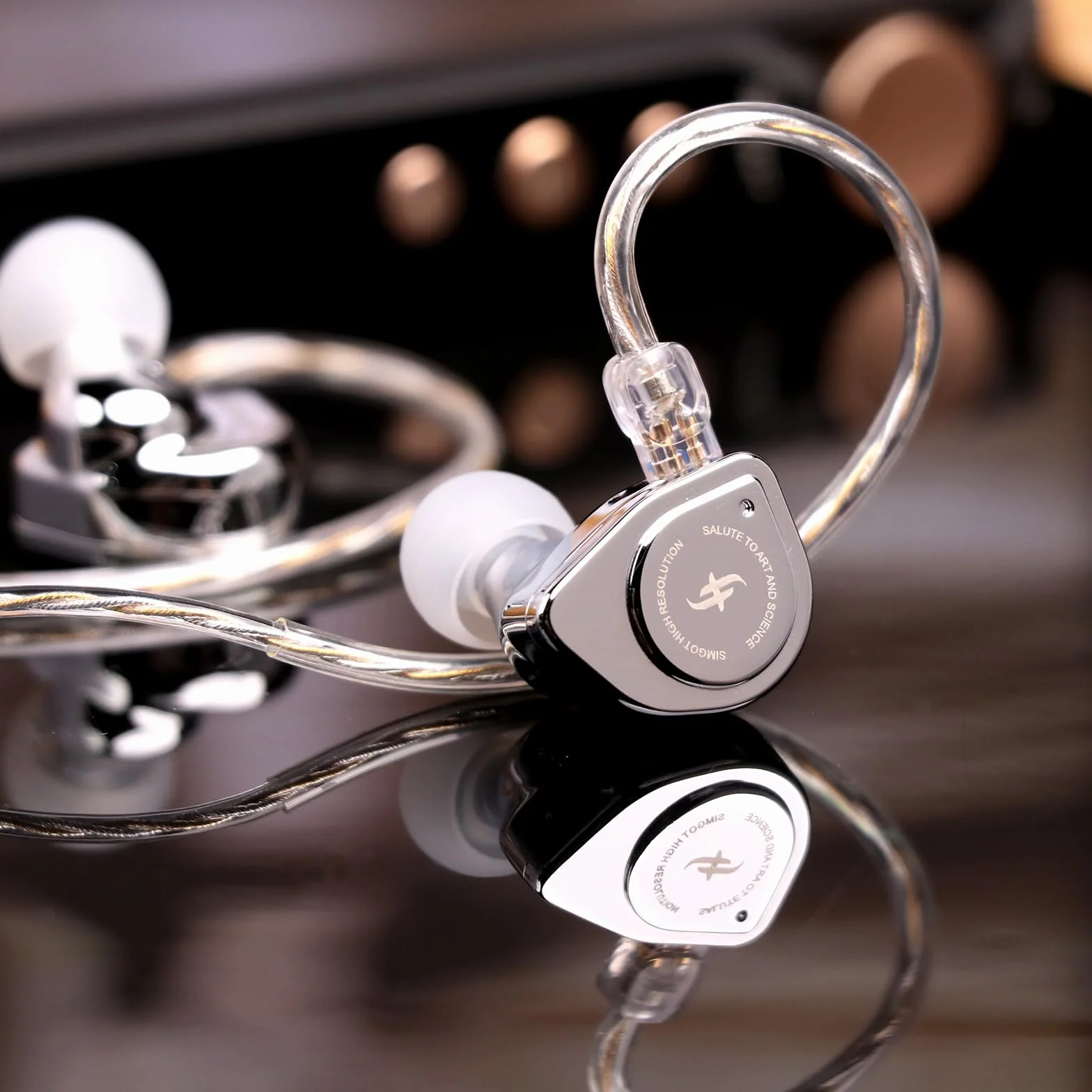 Linsoul SIMGOT EW200 - Auriculares intraurales con diafragma SCP de 10mm con Cuerpo de Metal, Cable OFC Chapado en Plata Desmontable de 0,78mm de 2 Pines para audiófilos músicos (EW200 Sin micrófono)