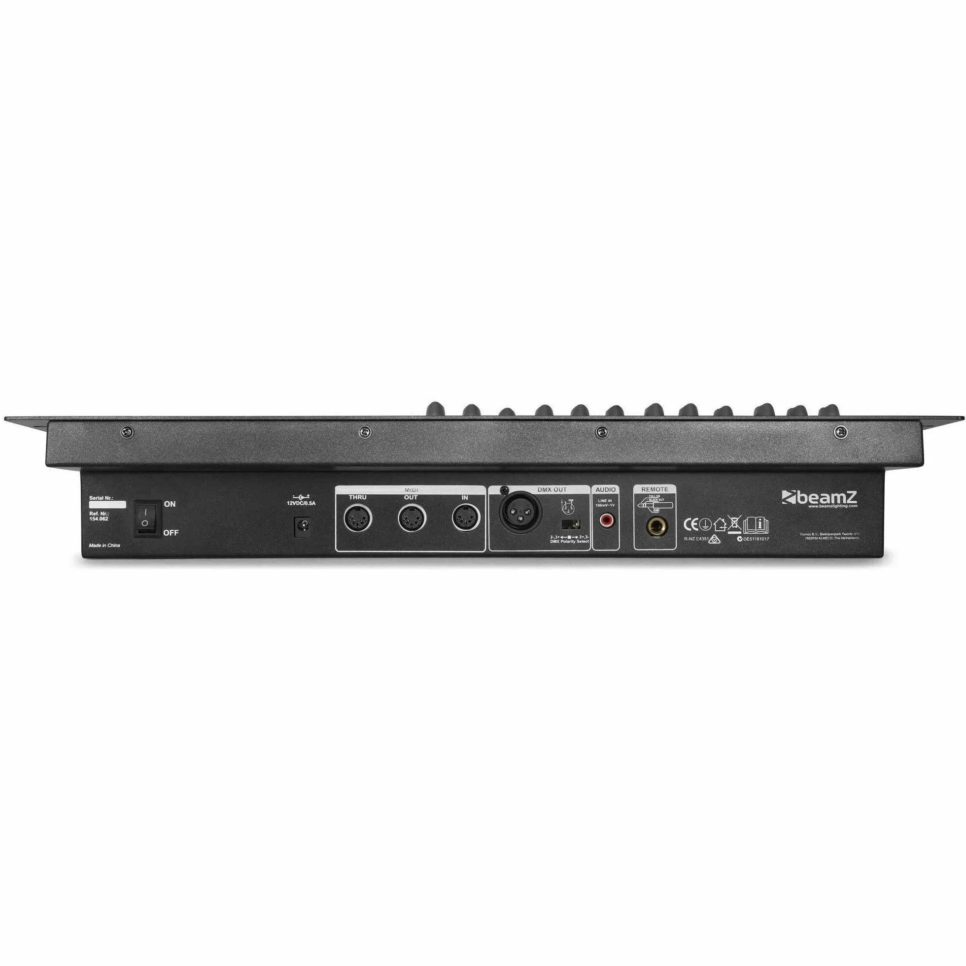 Beamz DMX-024 Controlador DMX con 24 canales, 48 programas, conexión por DMX o MIDI, opción de trigger externo, micrófono incorporado para detectar la música, formato 19" para rack o flightcase