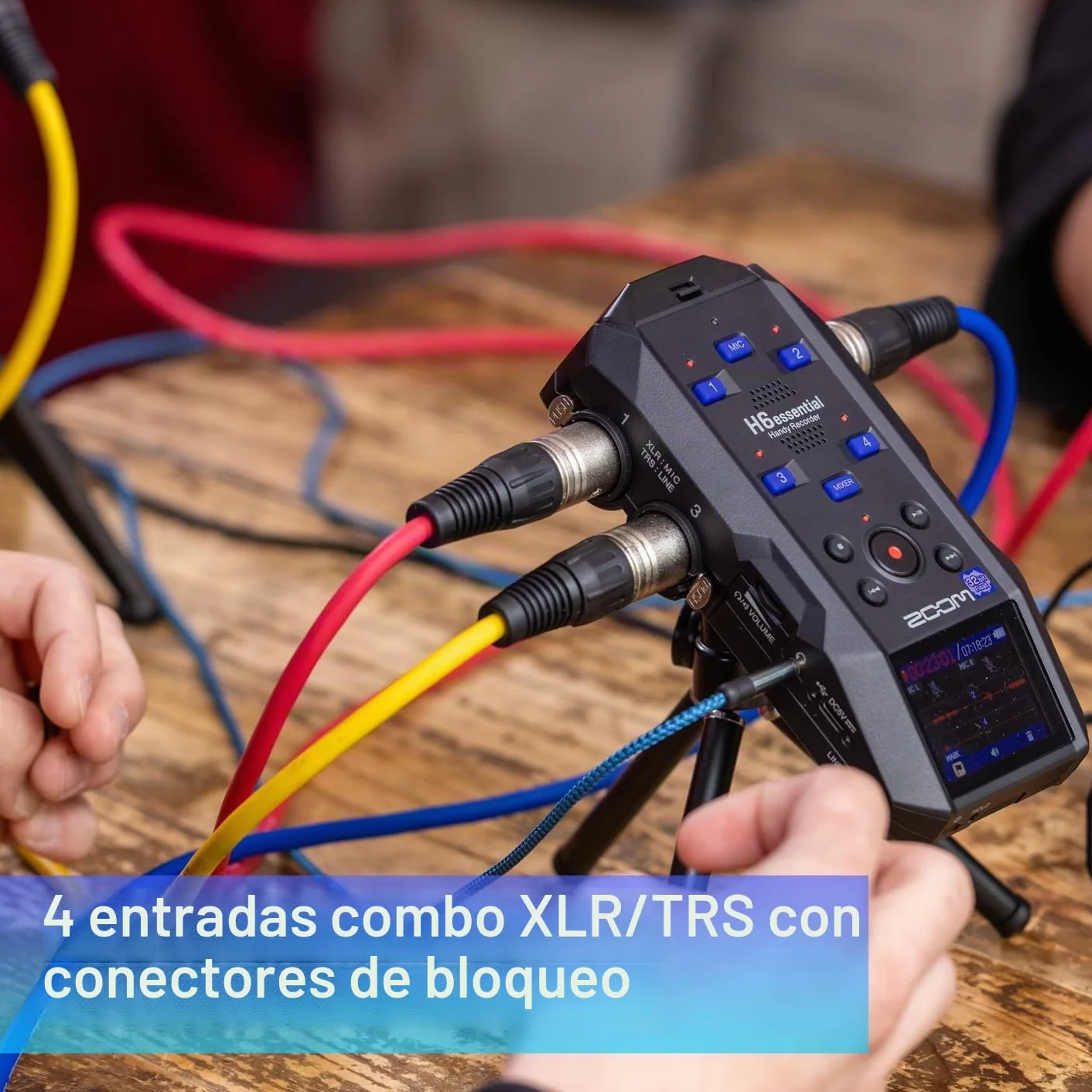 Zoom H6essential a 32-bit con Coma Flotante, accesibilidad, 6 Pistas, micros estéreo, 4 entradas XLR/TRS, Interface de Audio, para músicos, podcasters y cineastas