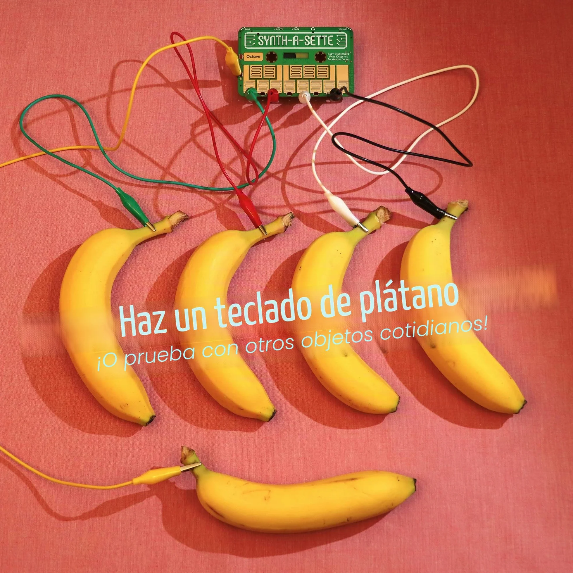 MicroKits Synth-a-Sette: crea tu propio teclado Banana con este sintetizador analógico de tamaño casete, SN1-KIT