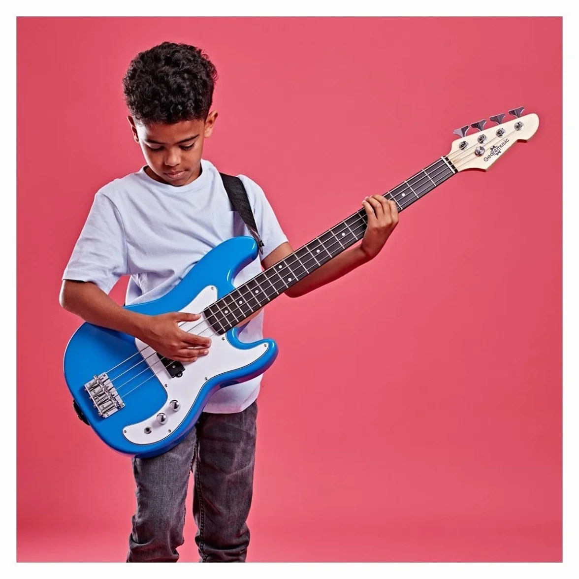 Guitarra baja 3/4 LA de Gear4music Blue con accesorios