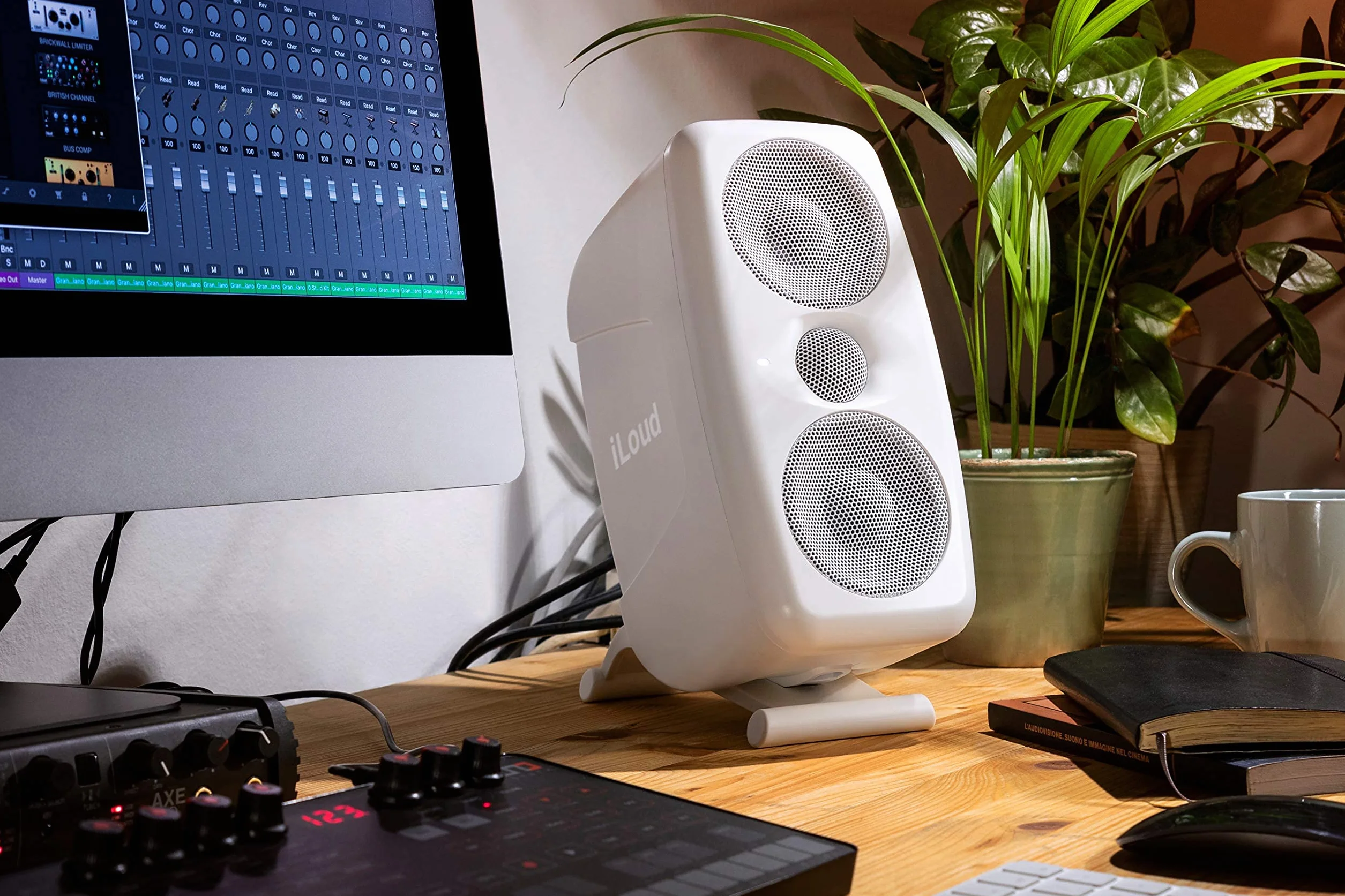 iLoud MTM - Monitor de estudio ultracompacto de alta resolución