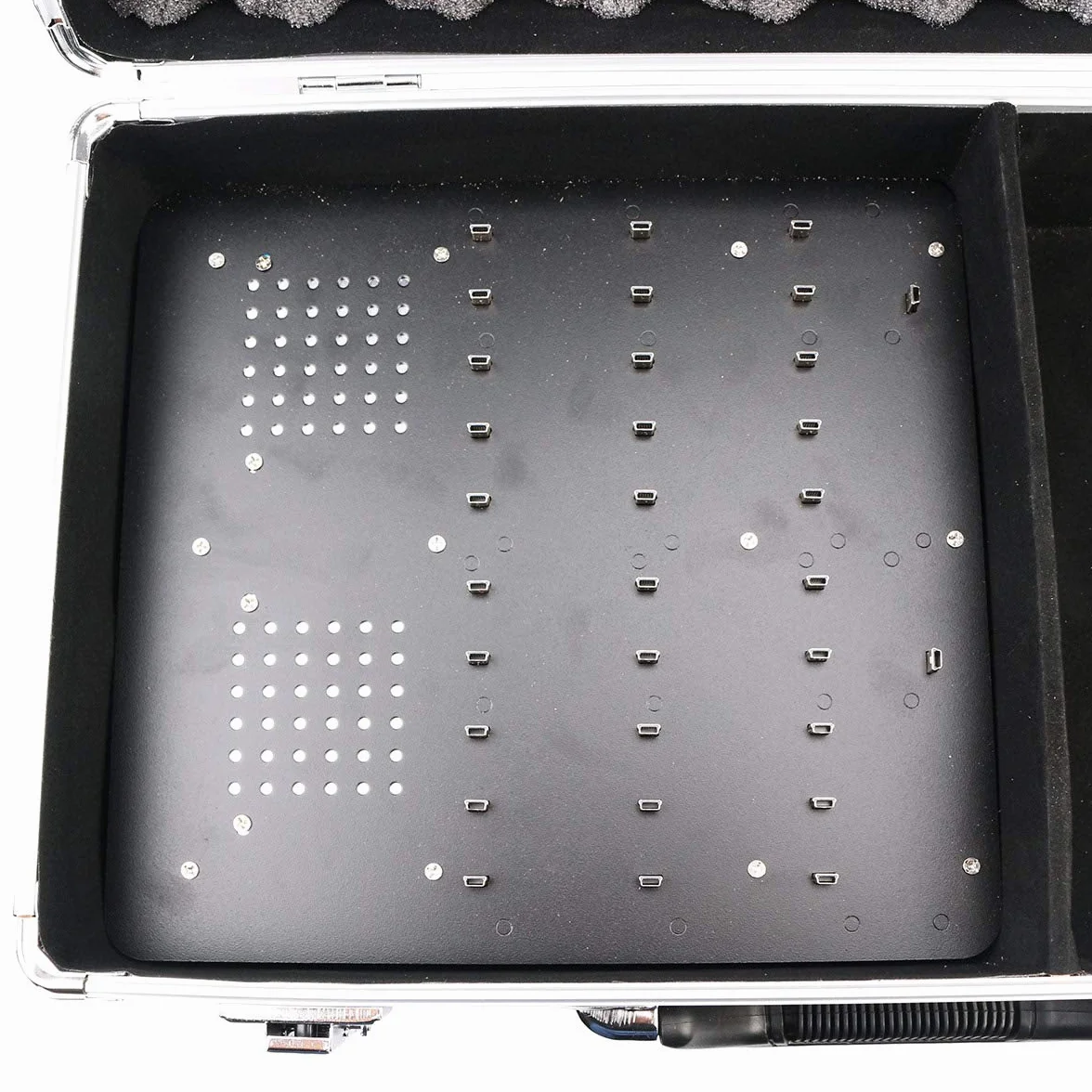 Retekess T130, T130S Estuche de Carga para Sistemas de Guía Turística, 32 Ranuras,Estuche de Transporte con Textura Resistente para Sistema de Guía Turística Inalámbrico Retekess T130, T130S