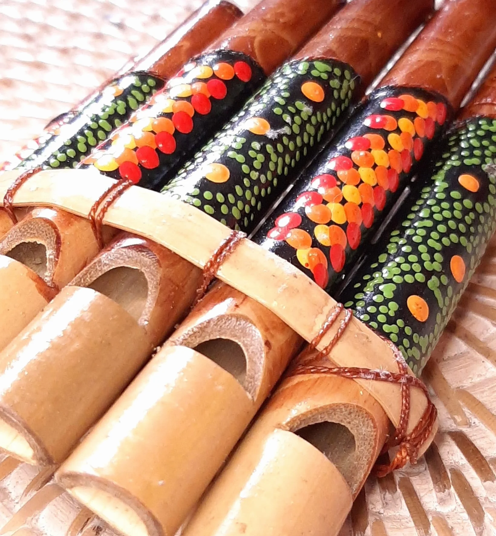 Flauta de pan Peruano Artesanía Decorada 7 notas Bambú Madera Pintada