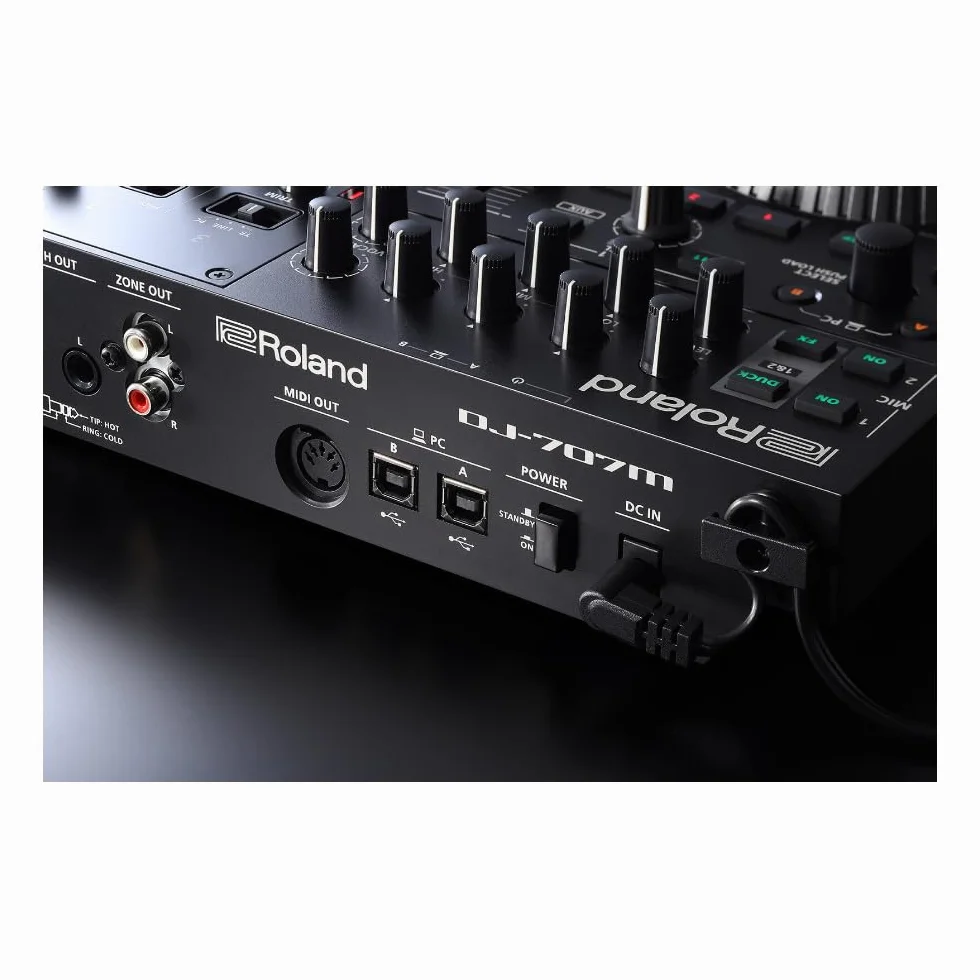 Controlador de DJ Roland DJ-707M — Una consola de sonido con livestreaming integrado