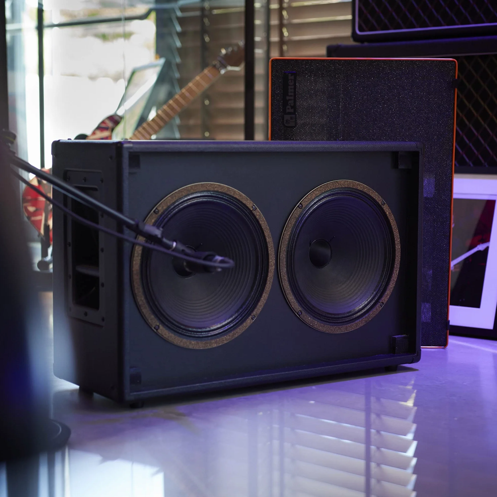 Palmer CAB 212 X CRM - Caja de altavoces para guitarra con Celestion Creamback 2 x 12, cierre trasero