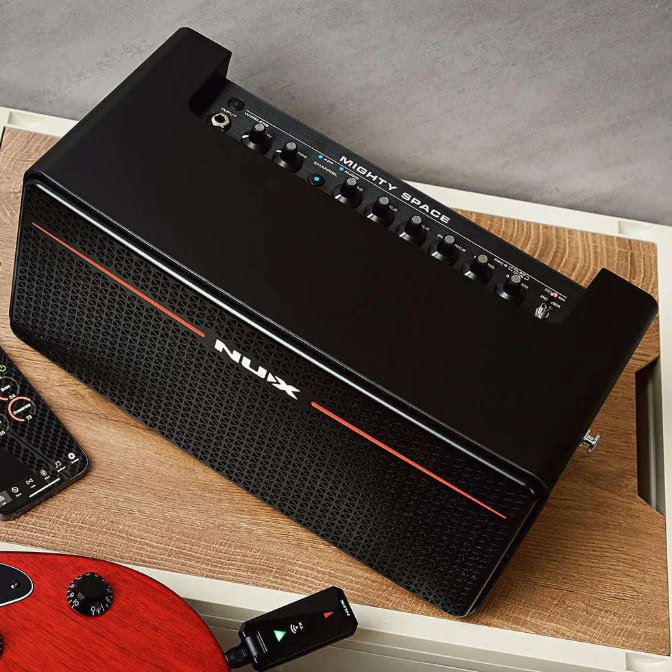 NU-X | Amplificador de Modelado inalámbrico Mighty Space
