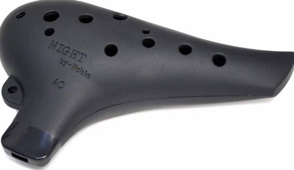 Night By Noble AC - Ocarina de plástico negro