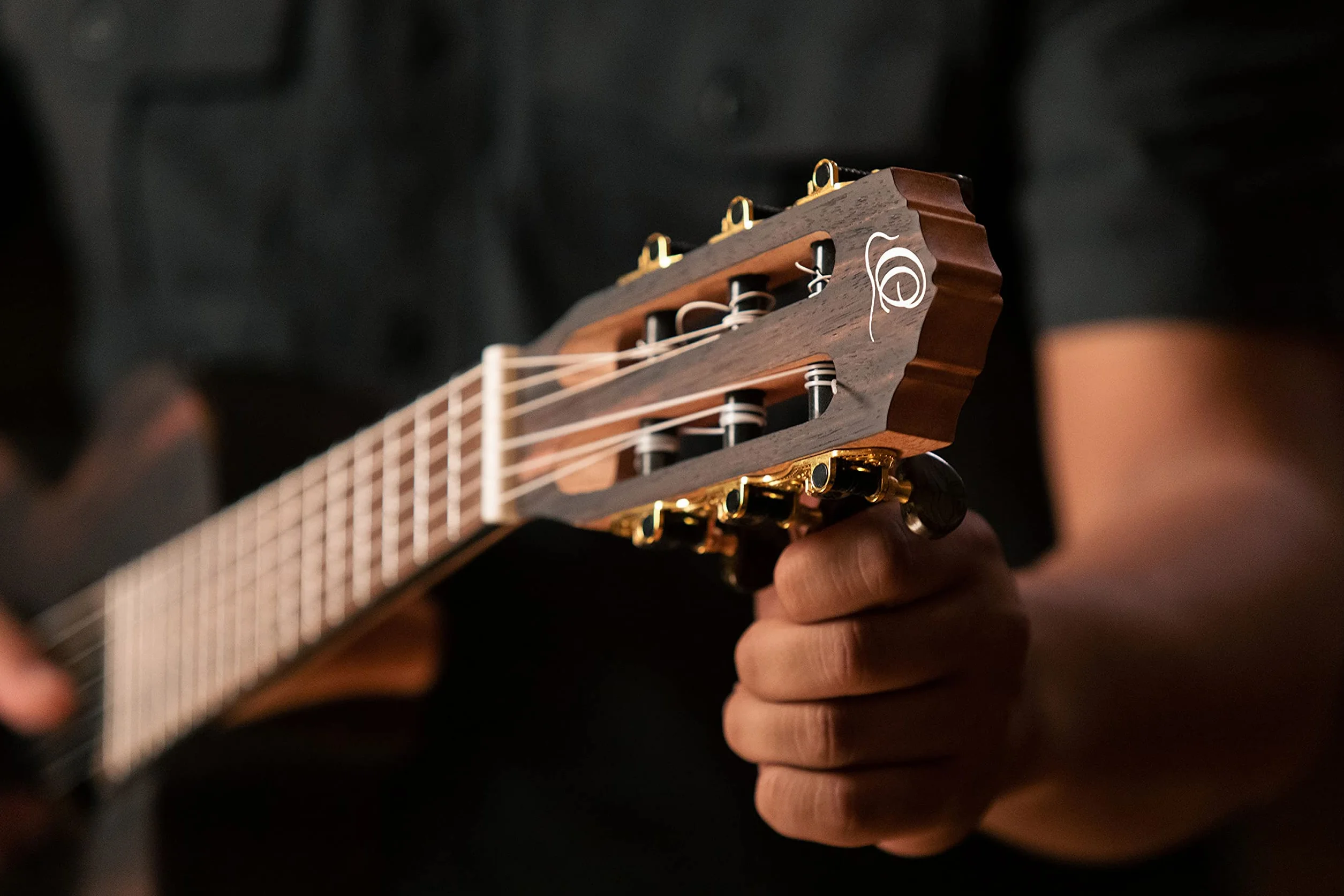Ortega Guitars Travel Guitar electroacústica - Mini/Travel Series - Guitarlele 6 cuerdas - Ébano, caoba (RGL5EB-CE)
