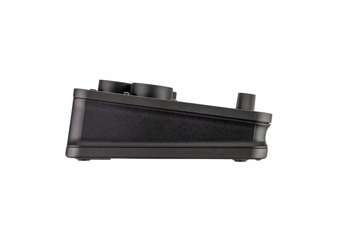 Zoom - L6max - Mesa digital 12 canales - 32 bits con coma flotante