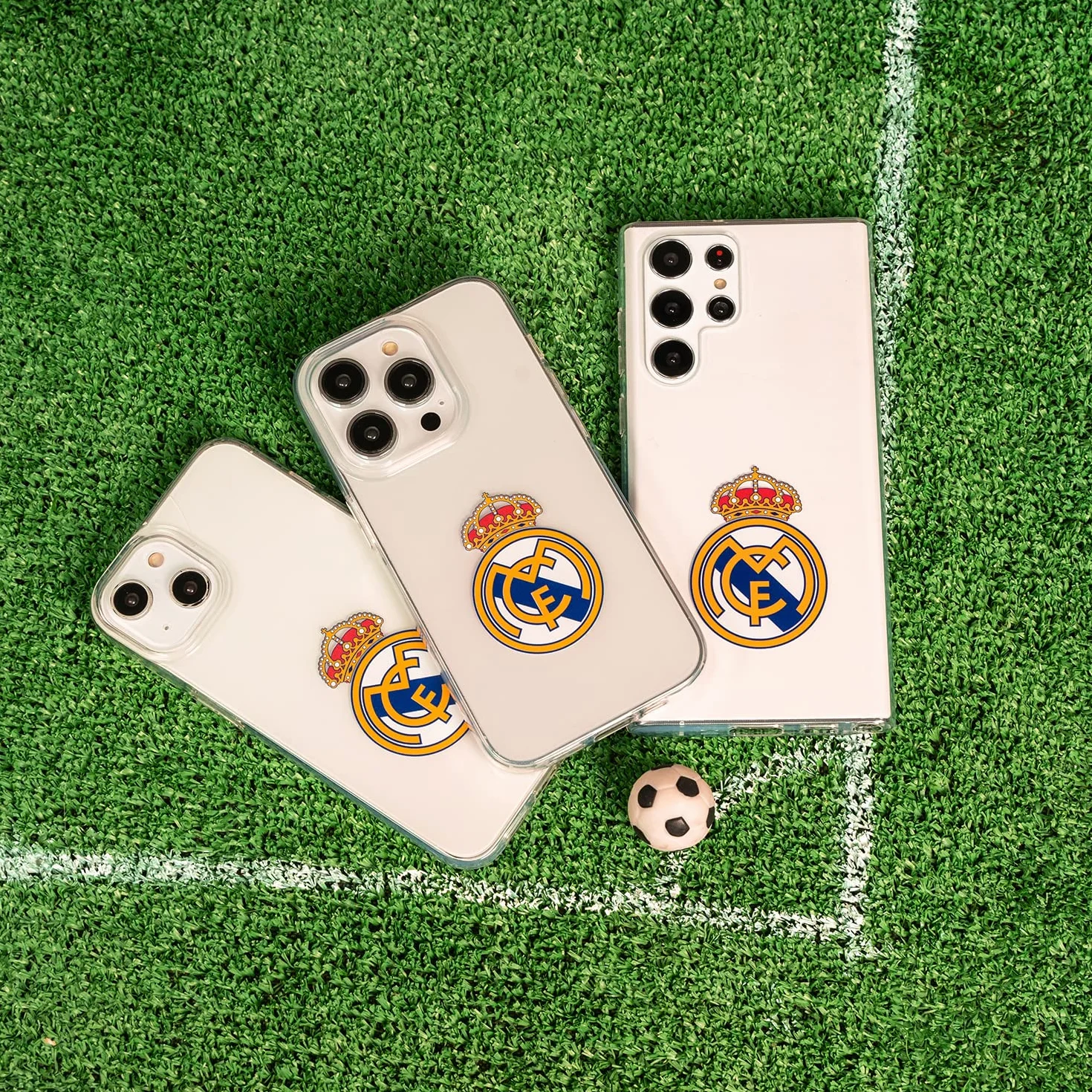 Funda para iPhone 15 Pro del Real Madrid Escudo Real Madrid tansparente para Proteger tu móvil. Carcasa de Silicona Flexible con Licencia Oficial Real Madrid