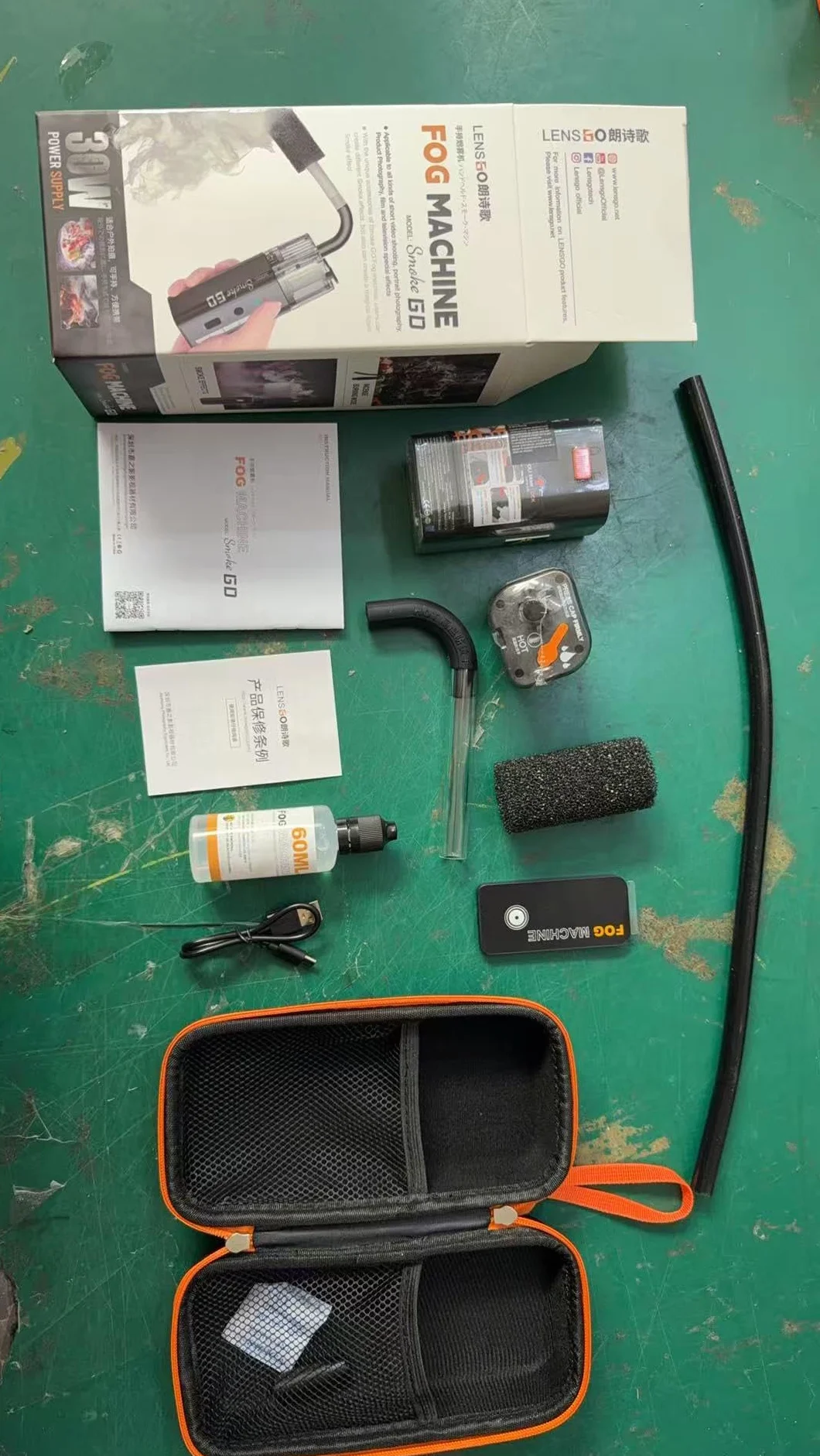 LENSGO SMOKE GO Máquina de humo portátil 30 W – Mini generador de niebla con mando a distancia y batería recargable, 5 modos en 1 para fotografía, vídeo, bodas y creadores de contenido