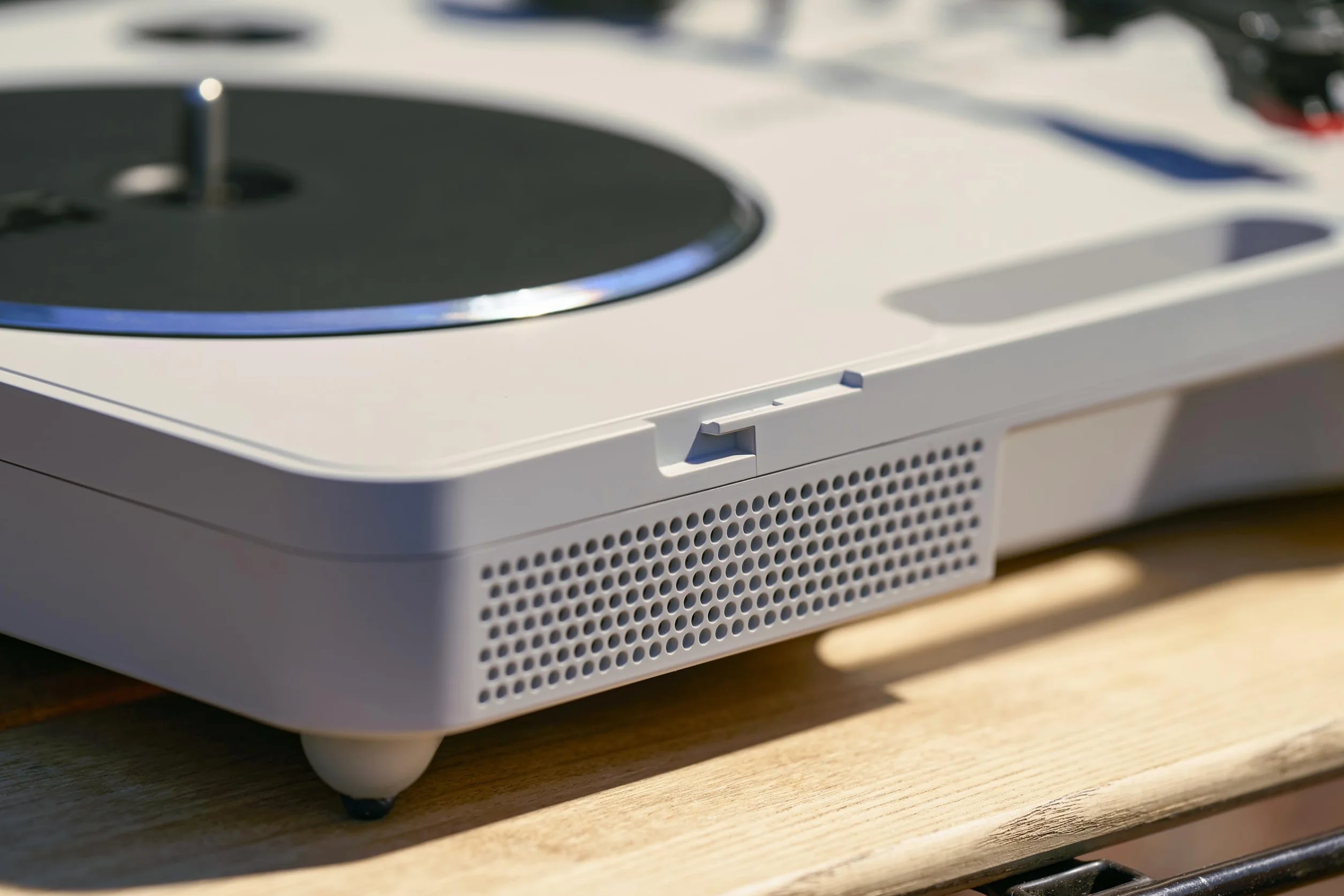 Korg - handytraxx play - Tocadiscos Portátil para DJ con Altavoz y Efectos Digitales