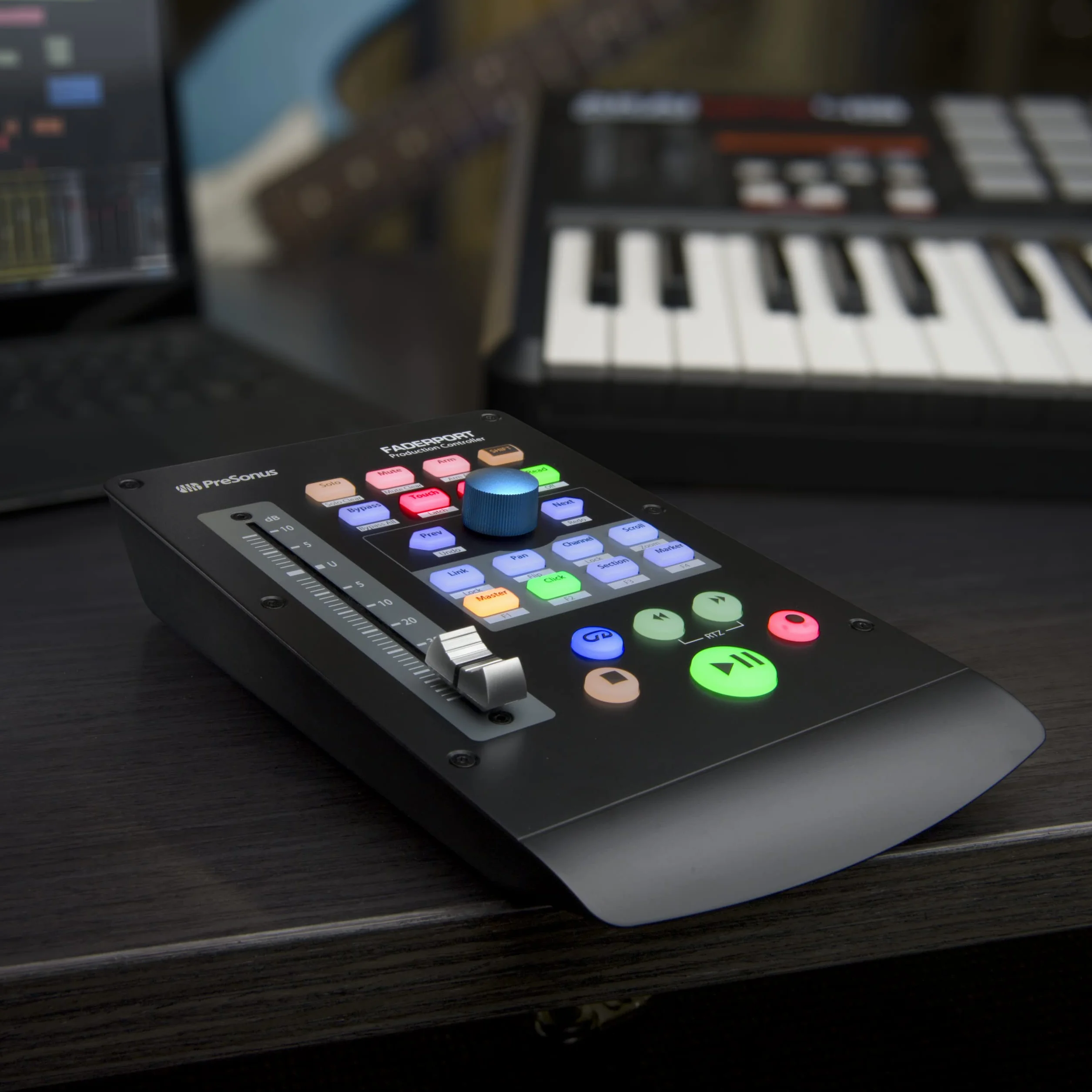 PreSonus FaderPort, Controlador de Mezcla DAW para Producción Musical con Studio One Artist, Ableton Live Lite, Paquete de Software de Grabación, Difusión y Podcasting