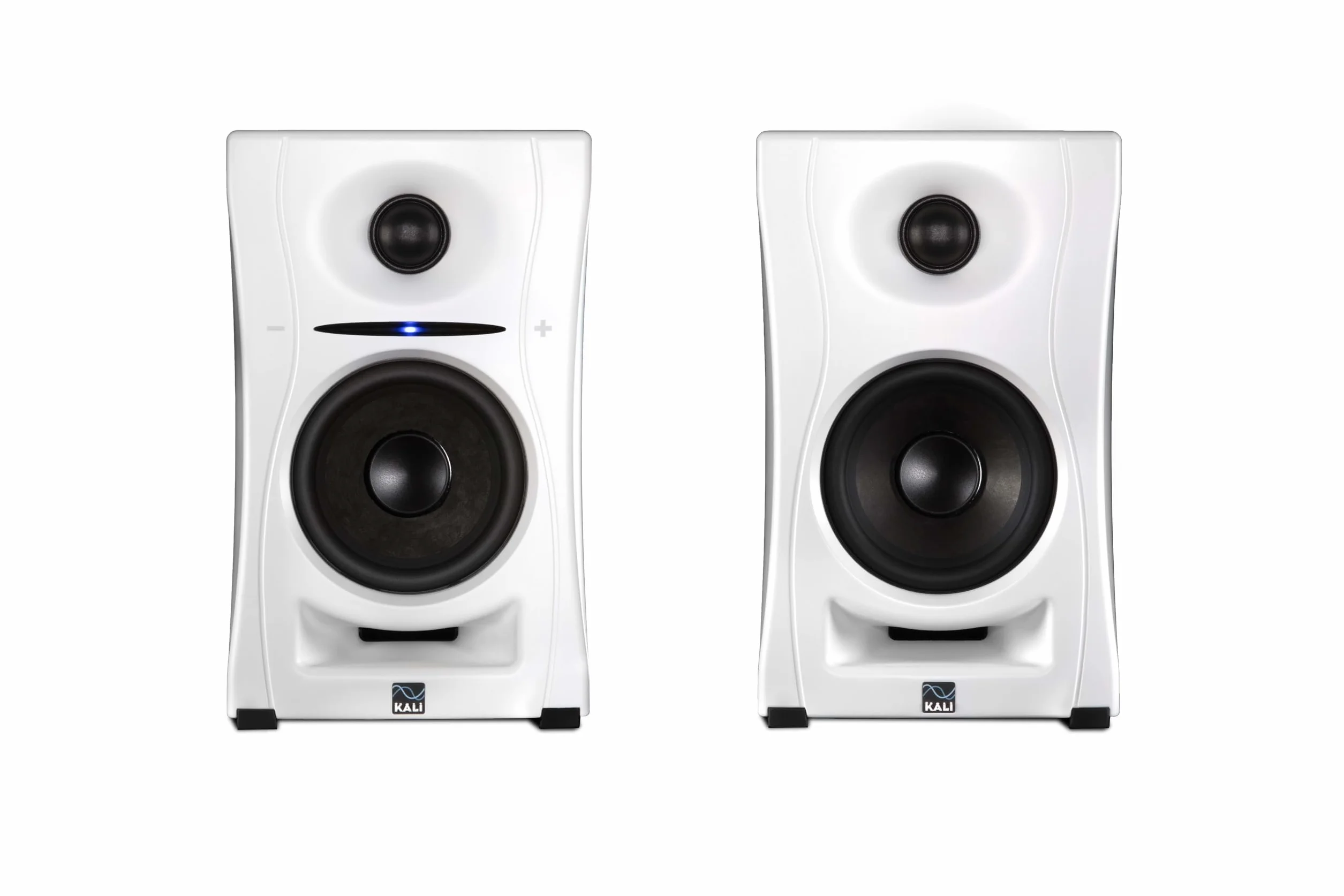 Kali Audio LP-UNF monitor de campo cercano (160 vatios, monitor de estudio, ecualizador de contorno, conectividad de alta fidelidad con Bluetooth/USB-C, TRS, RCA, 6,2 kg, 25,4 x 16,4 x 7,4 cm), blanco